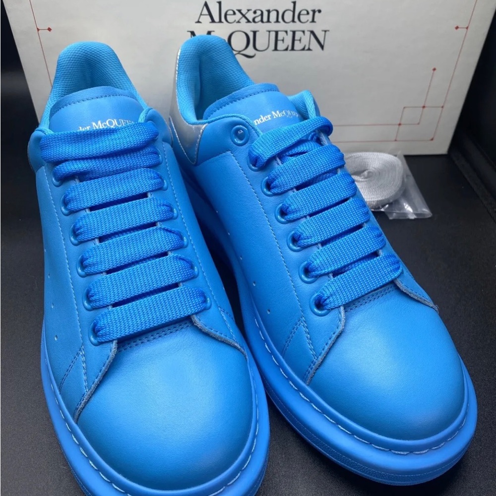 Alexander McQueen Men’s Oversized Limited Edition Sneakers Size 10 NWB AUTHENTIC